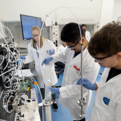 Photo from NIIMBL's Military Service Members in Biopharma Manufacturing (MSMBM) program. Photo credit: NIST